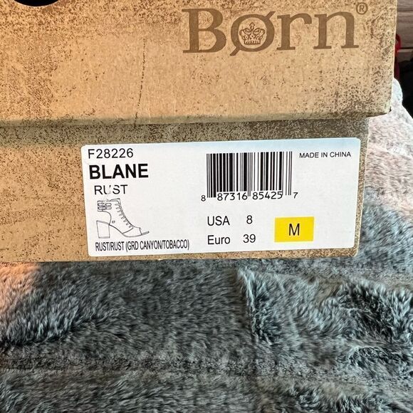Born Blaine Sandal Heel - Picture 2 of 3